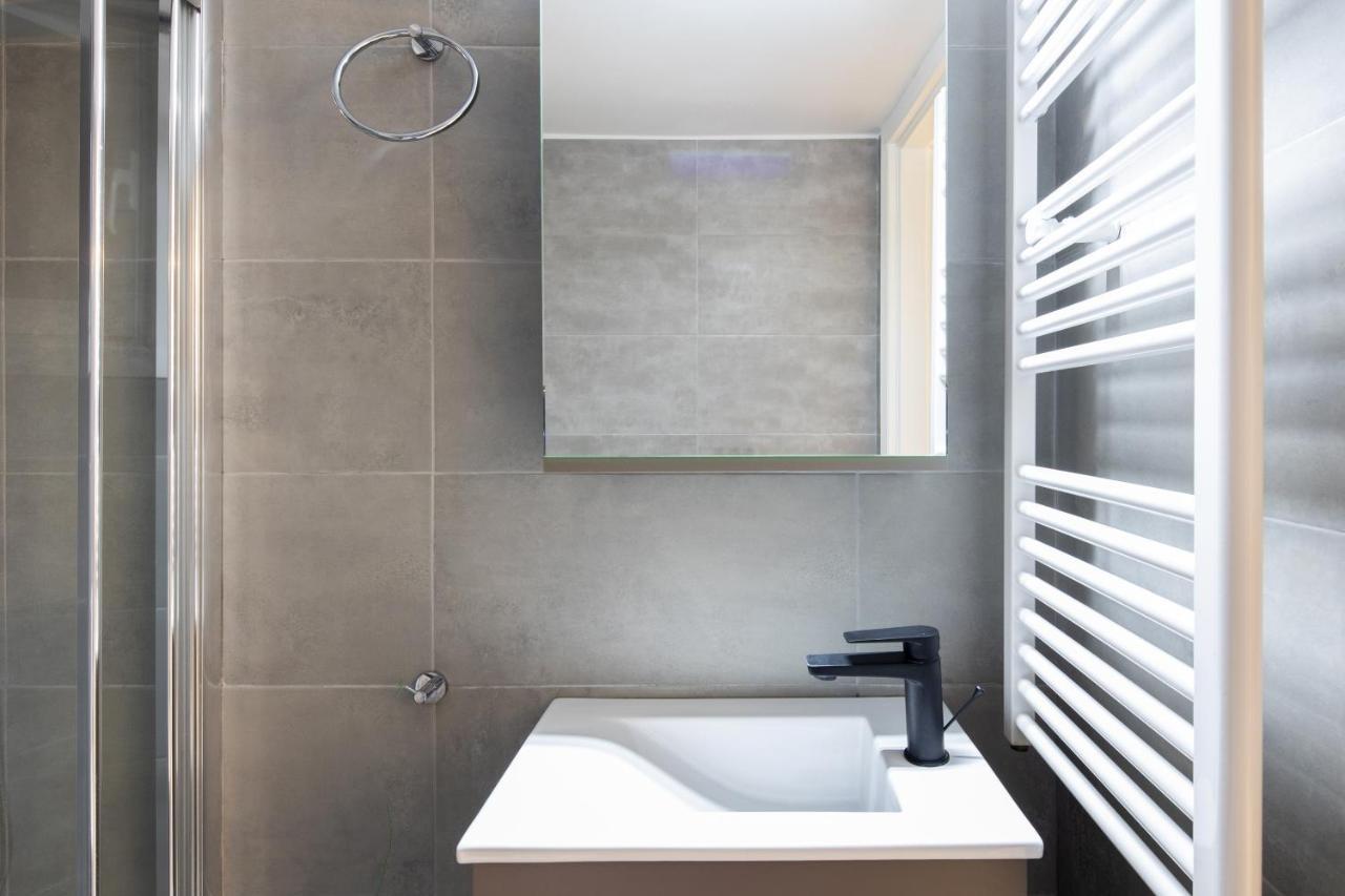 Newly Renovated Cozy Studio Downtown Афины Экстерьер фото